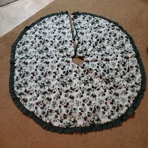 Handmade Reversible Tree Skirt